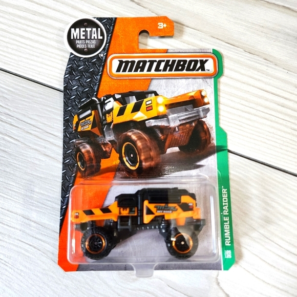Matchbox Rumble Raider-orange NWT - Picture 1 of 7